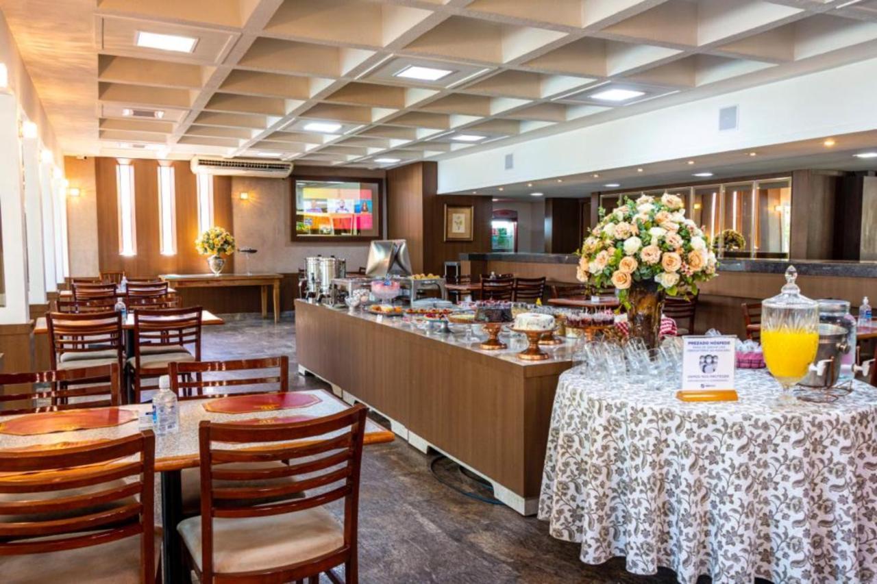 Hotel Dan Inn Uberaba & Convencoes By Nacional Inn Екстер'єр фото