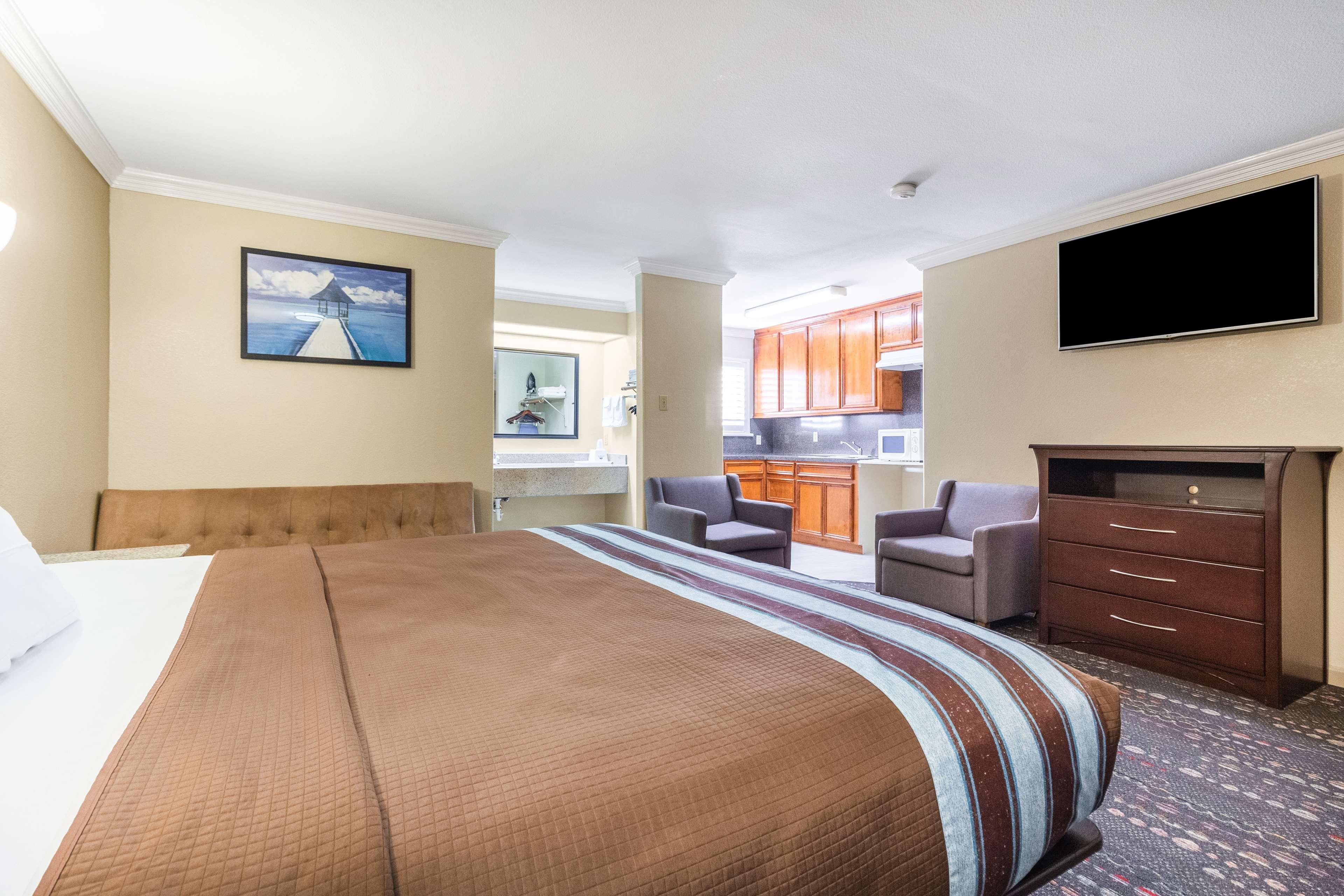 Hotel Dan Inn Uberaba & Convencoes By Nacional Inn Екстер'єр фото