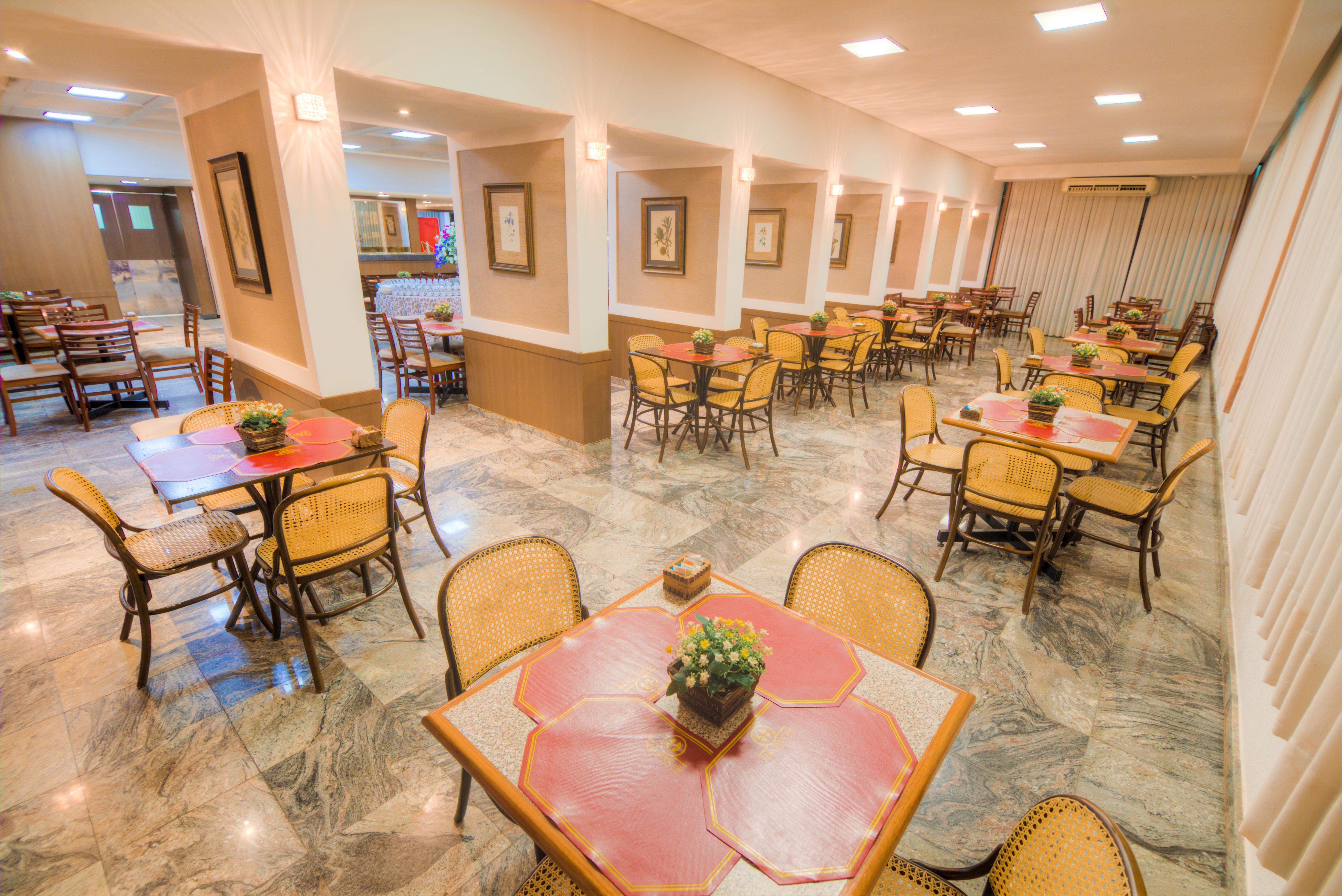 Hotel Dan Inn Uberaba & Convencoes By Nacional Inn Екстер'єр фото