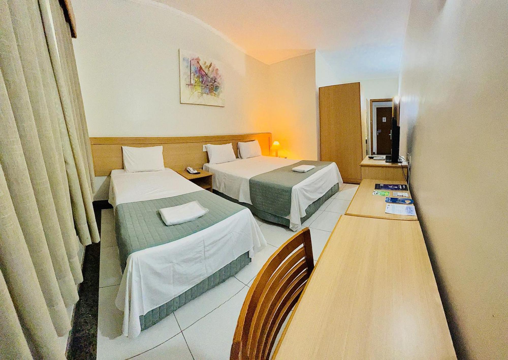 Hotel Dan Inn Uberaba & Convencoes By Nacional Inn Екстер'єр фото